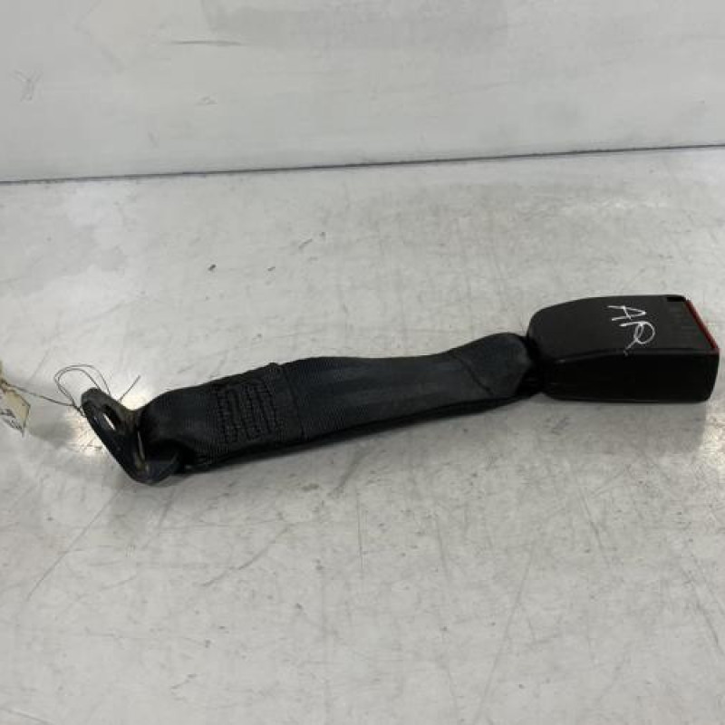 Attache ceinture arriere gauche PEUGEOT 406 Photo n°3