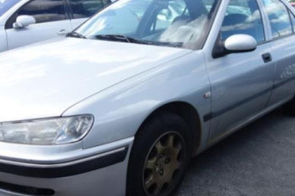 Pretensionneur de ceinture avant droit PEUGEOT 406