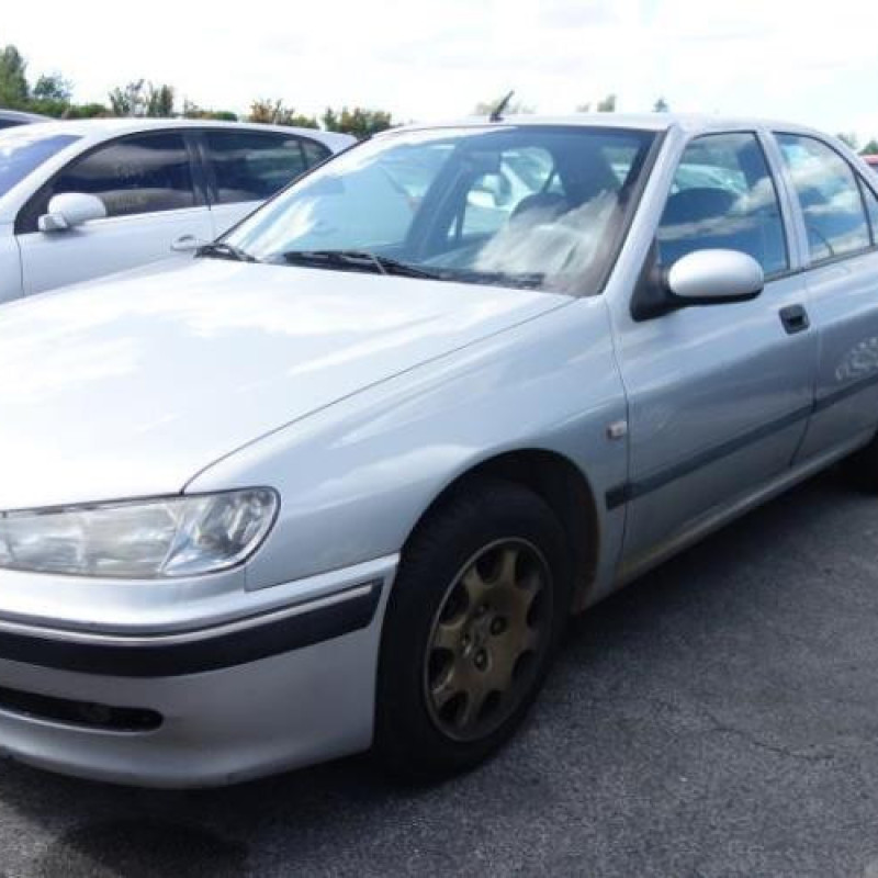 Pretensionneur de ceinture avant droit PEUGEOT 406 Photo n°6