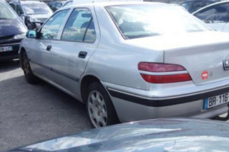 Pretensionneur de ceinture avant droit PEUGEOT 406