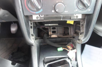Pretensionneur de ceinture avant droit PEUGEOT 406