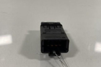 Bouton de warning RENAULT MEGANE 1