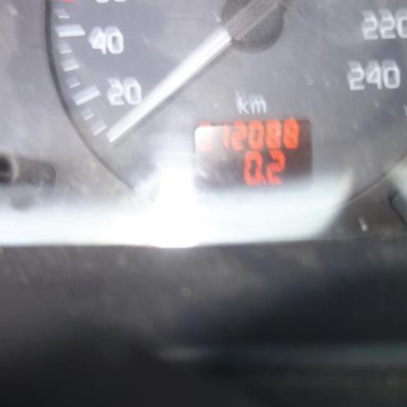 Bouton de warning RENAULT MEGANE 1 Photo n°13