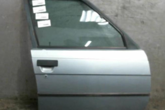 Porte avant droit RENAULT R9 Photo n°1
