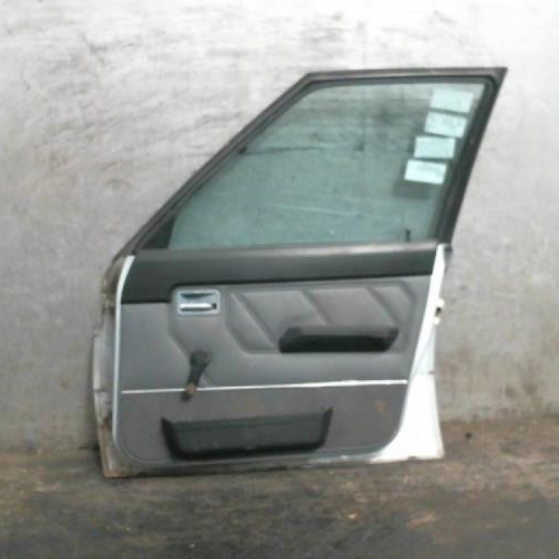 Porte avant droit RENAULT R9 Photo n°3
