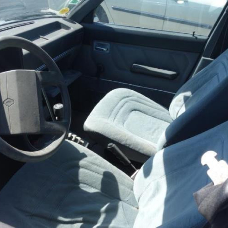 Commande chauffage RENAULT R9 Photo n°8