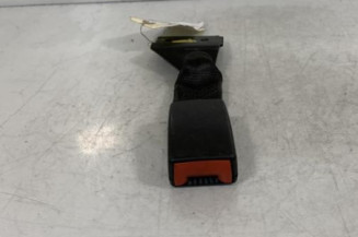 Attache ceinture arriere gauche VOLKSWAGEN FOX Photo n°1