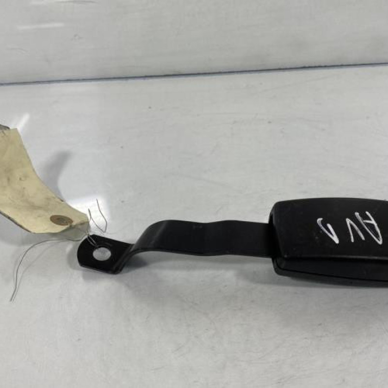 Attache ceinture avant droit VOLKSWAGEN FOX Photo n°3
