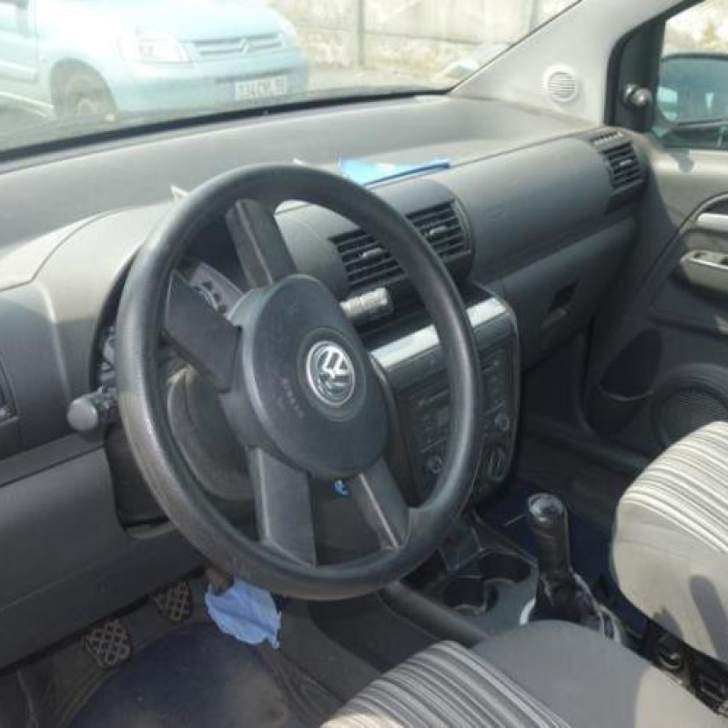 Ceinture arriere gauche VOLKSWAGEN FOX Photo n°9