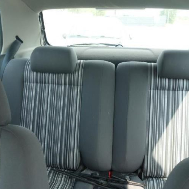 Ceinture arriere gauche VOLKSWAGEN FOX Photo n°11