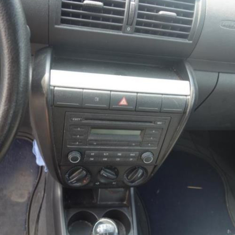 Ceinture arriere gauche VOLKSWAGEN FOX Photo n°15