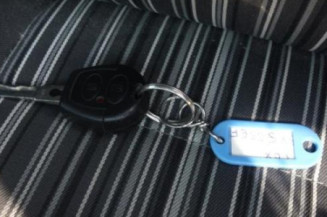 Ceinture arriere gauche VOLKSWAGEN FOX