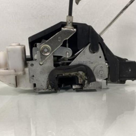 Serrure avant droit VOLKSWAGEN FOX