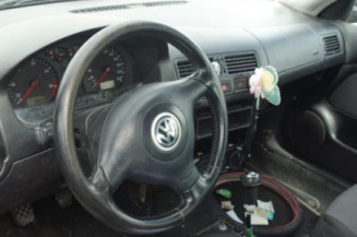 Ceinture arriere gauche VOLKSWAGEN BORA