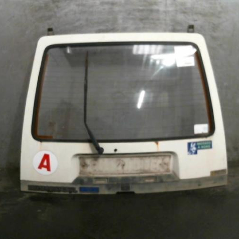 Malle/Hayon arriere RENAULT SUPER 5 Photo n°1