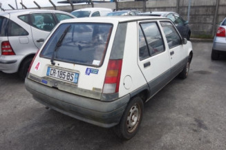 Malle/Hayon arriere RENAULT SUPER 5