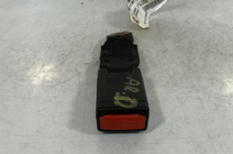 Attache ceinture arriere droit NISSAN QASHQAI 1 Photo n°1