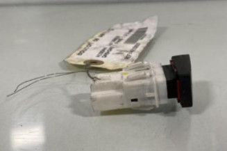 Bouton de warning NISSAN QASHQAI 1