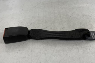 Attache ceinture arriere gauche CITROEN AX