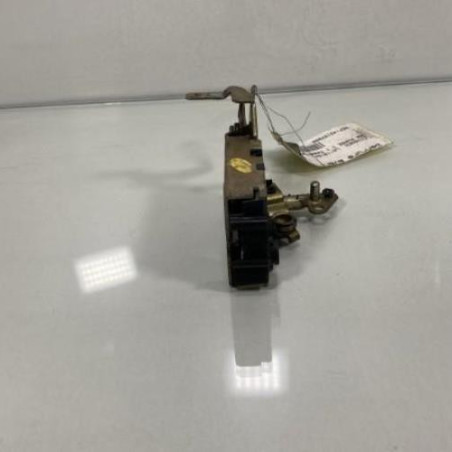Serrure avant droit CITROEN AX