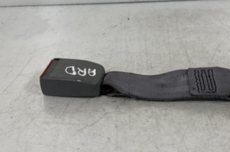 Attache ceinture arriere droit PEUGEOT 406