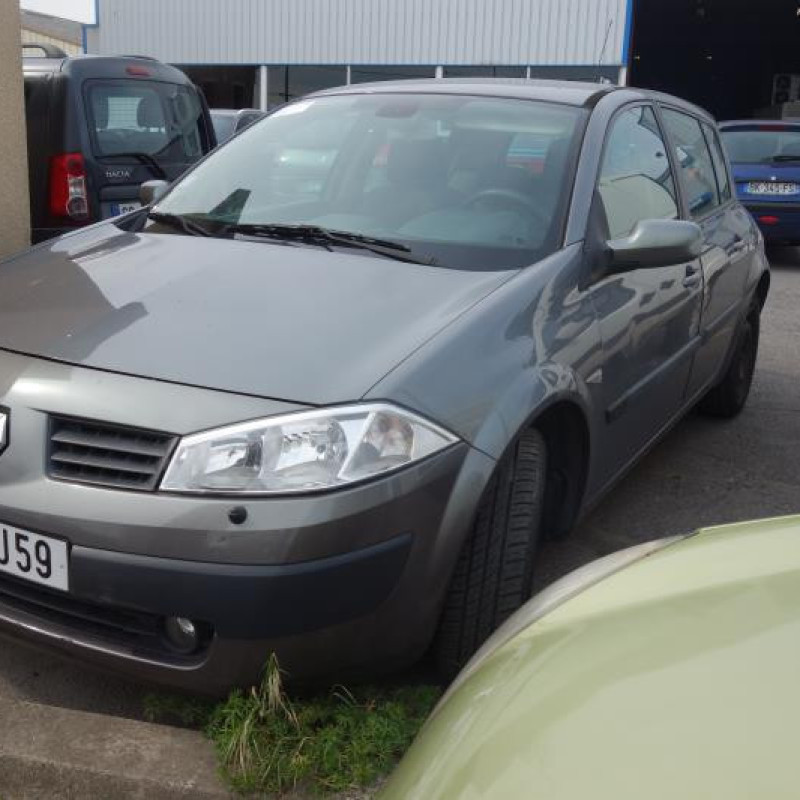 Pretensionneur de ceinture avant droit RENAULT MEGANE 2 Photo n°4
