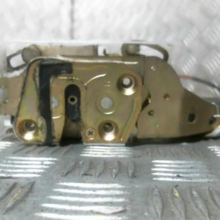 Serrure avant droit MAZDA 323 5