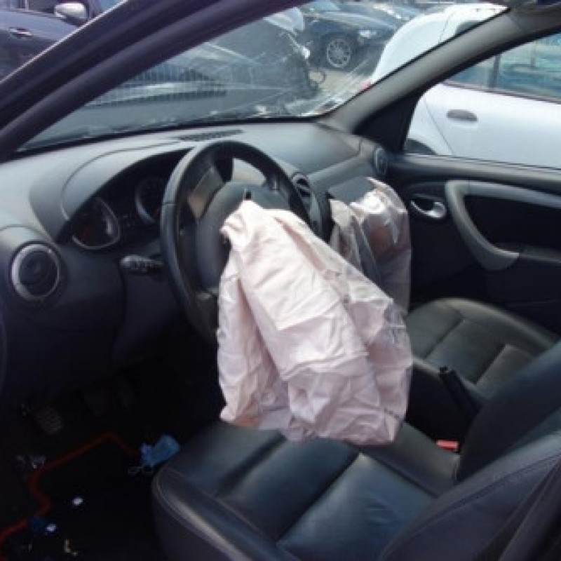 Trappe d'essence DACIA DUSTER 1 Photo n°8