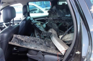 Trappe d'essence DACIA DUSTER 1