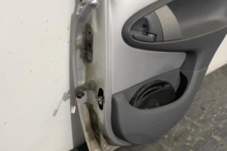 Porte arriere droit TOYOTA AYGO 1