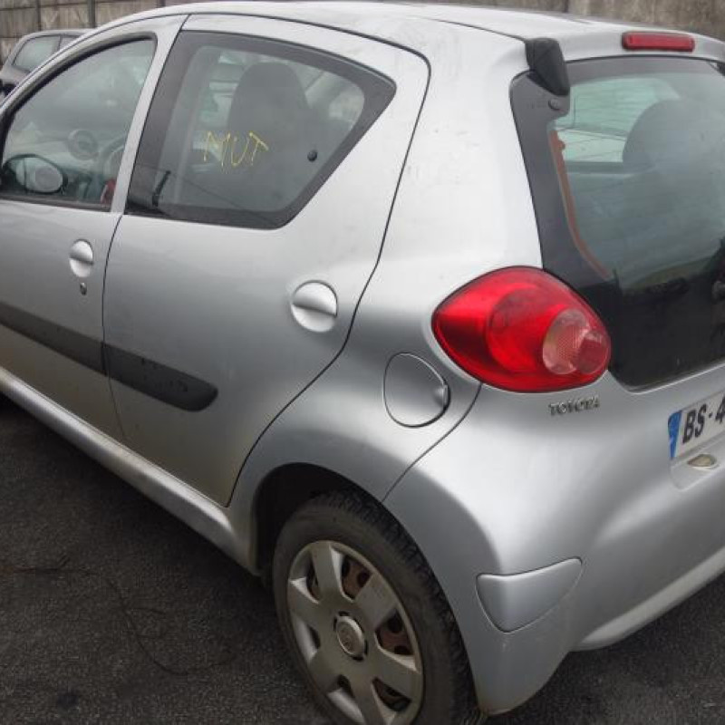 Porte arriere droit TOYOTA AYGO 1 Photo n°9