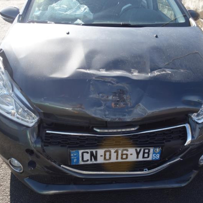 Bloc ABS (freins anti-blocage) PEUGEOT 208 1 Photo n°5