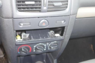 Malle/Hayon arriere RENAULT CLIO 2