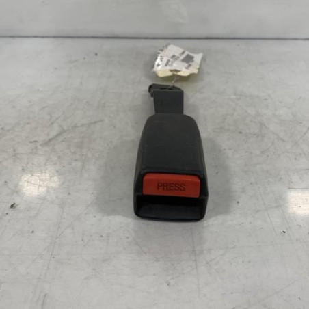 Attache ceinture avant droit HONDA CIVIC 7 Photo n°1