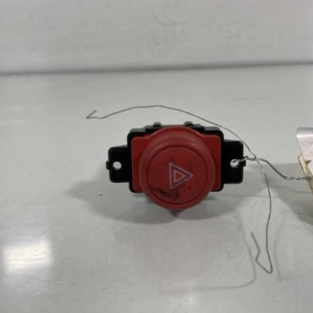 Bouton de warning HONDA CIVIC 7 Photo n°1