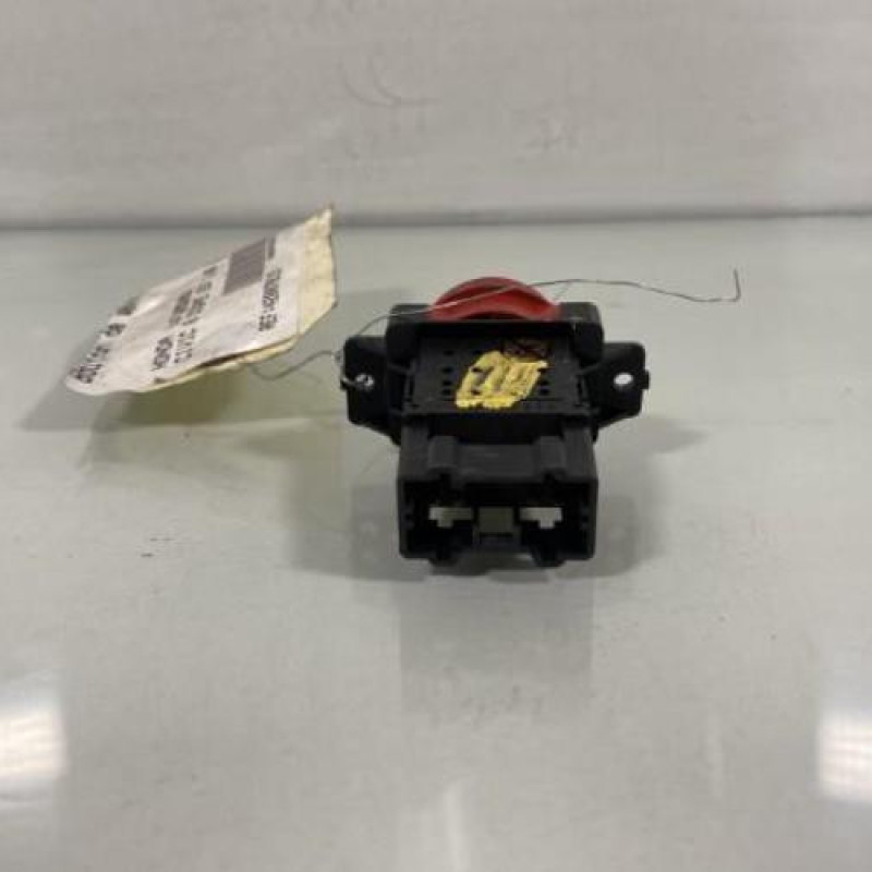 Bouton de warning HONDA CIVIC 7 Photo n°3