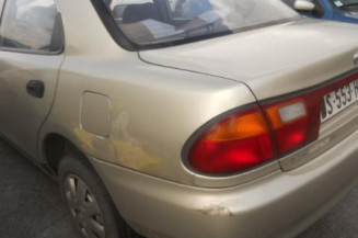 Malle/Hayon arriere MAZDA 323 5