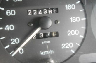 Malle/Hayon arriere MAZDA 323 5