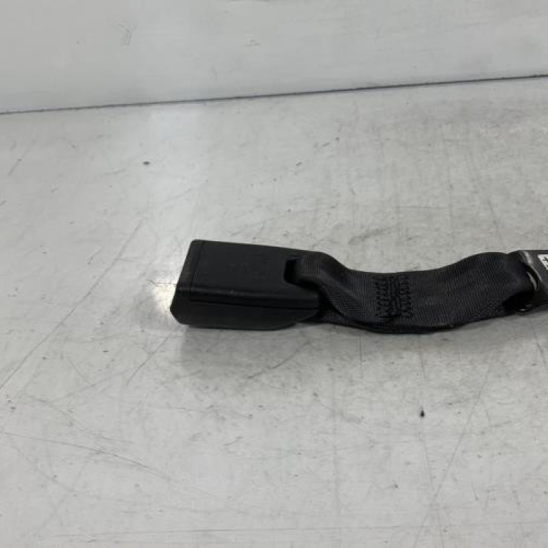 Attache ceinture arriere gauche MAZDA 323 5 Photo n°3