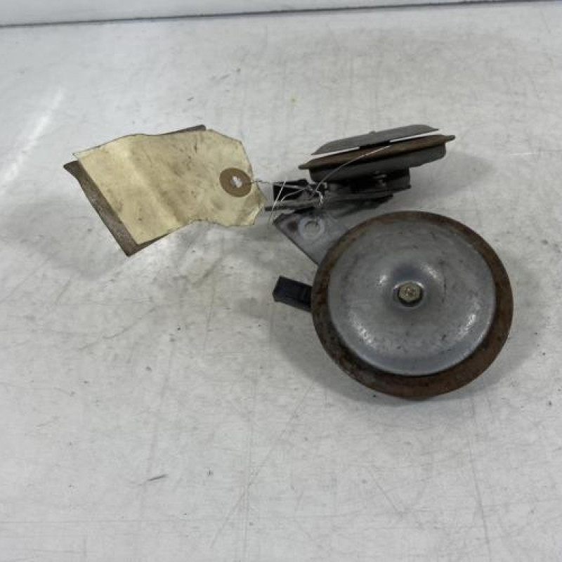 Avertisseur/Klaxon MAZDA 323 5 Photo n°2