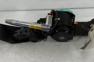 Pretensionneur de ceinture avant droit MAZDA 323 5