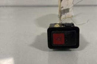 Bouton de warning HONDA CIVIC 5 Photo n°1