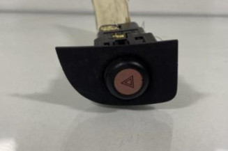 Bouton de warning HONDA CIVIC 5 Photo n°1