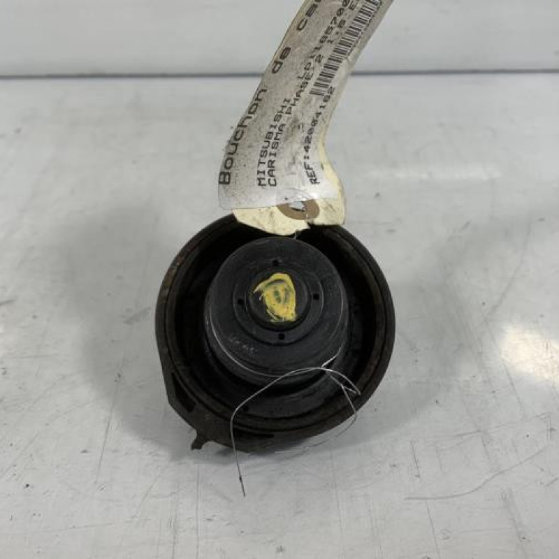 Bouchon de carburant MITSUBISHI CARISMA Photo n°3