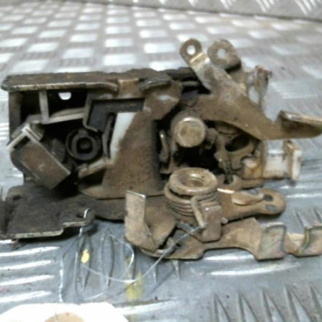 Serrure avant droit MERCEDES VITO 638