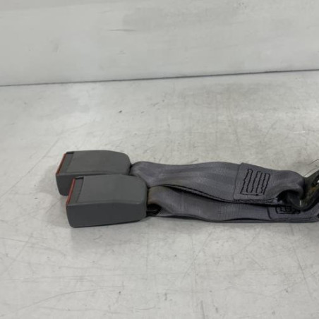 Attache ceinture arriere droit PEUGEOT 406