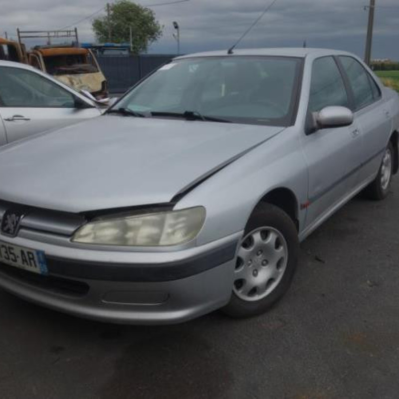 Pretensionneur de ceinture avant droit PEUGEOT 406 Photo n°4