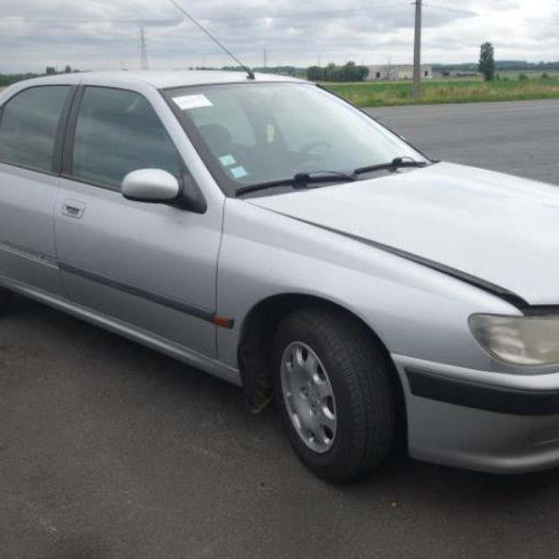 Pretensionneur de ceinture avant droit PEUGEOT 406 Photo n°5