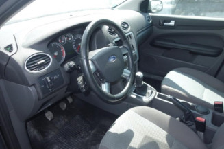 Ceinture arriere gauche FORD FOCUS 2