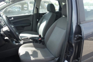 Ceinture arriere gauche FORD FOCUS 2